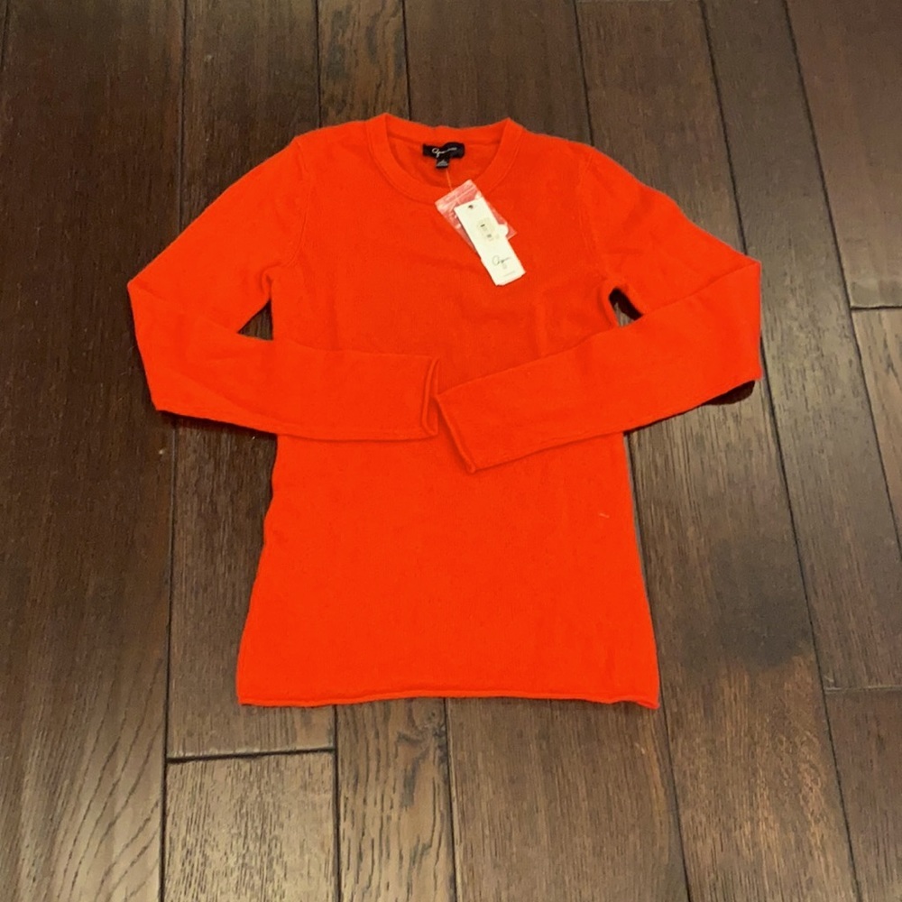 Cashmere red sweater